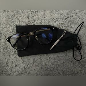 Black frame blue light glasses